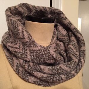 Missoni Millenial Pink Zig Zag Infinity Scarf NWT